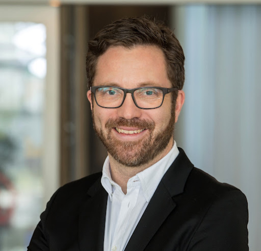 Dr. Claus Runge