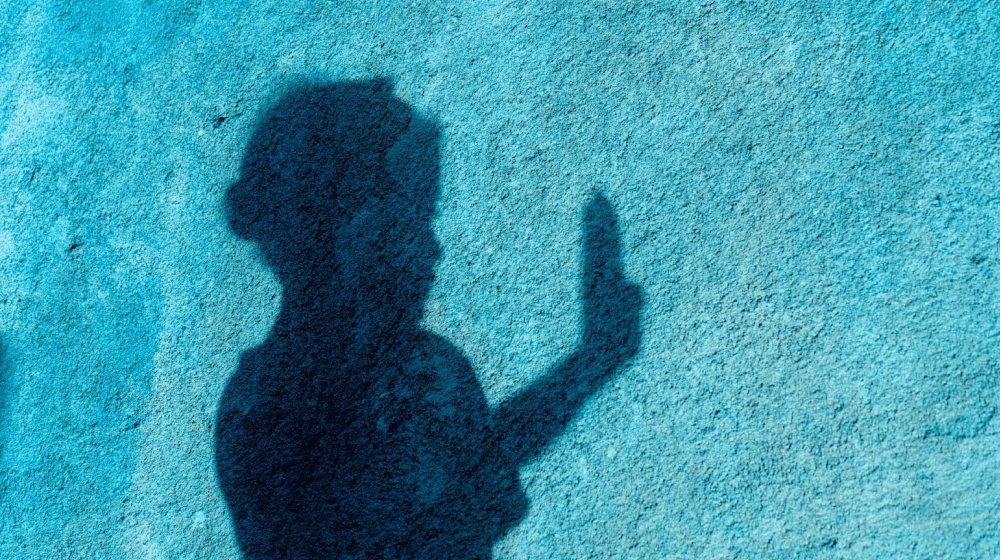 «Tan extendida como las armas y las balas»: la violencia sexual utilizada para...
