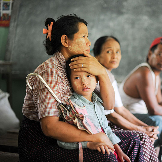 Reducir los riesgos y las vulnerabilidades y mejorar la resiliencia